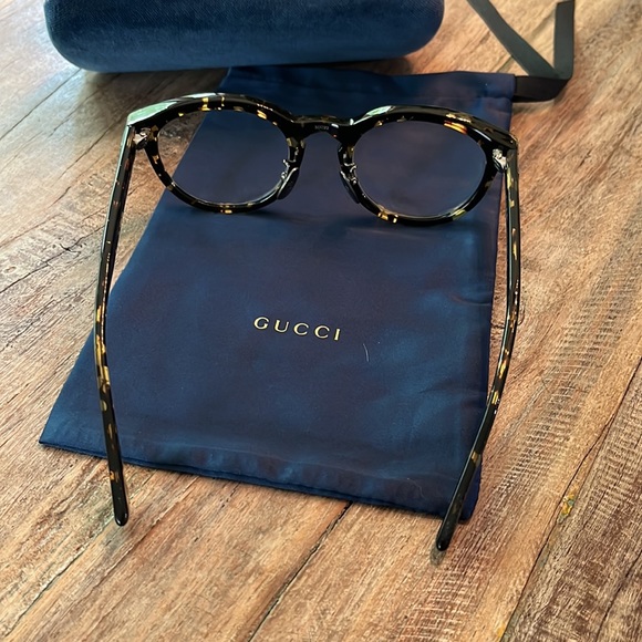 Authentic Gucci Prescription eyeglasses - Picture 10 of 17